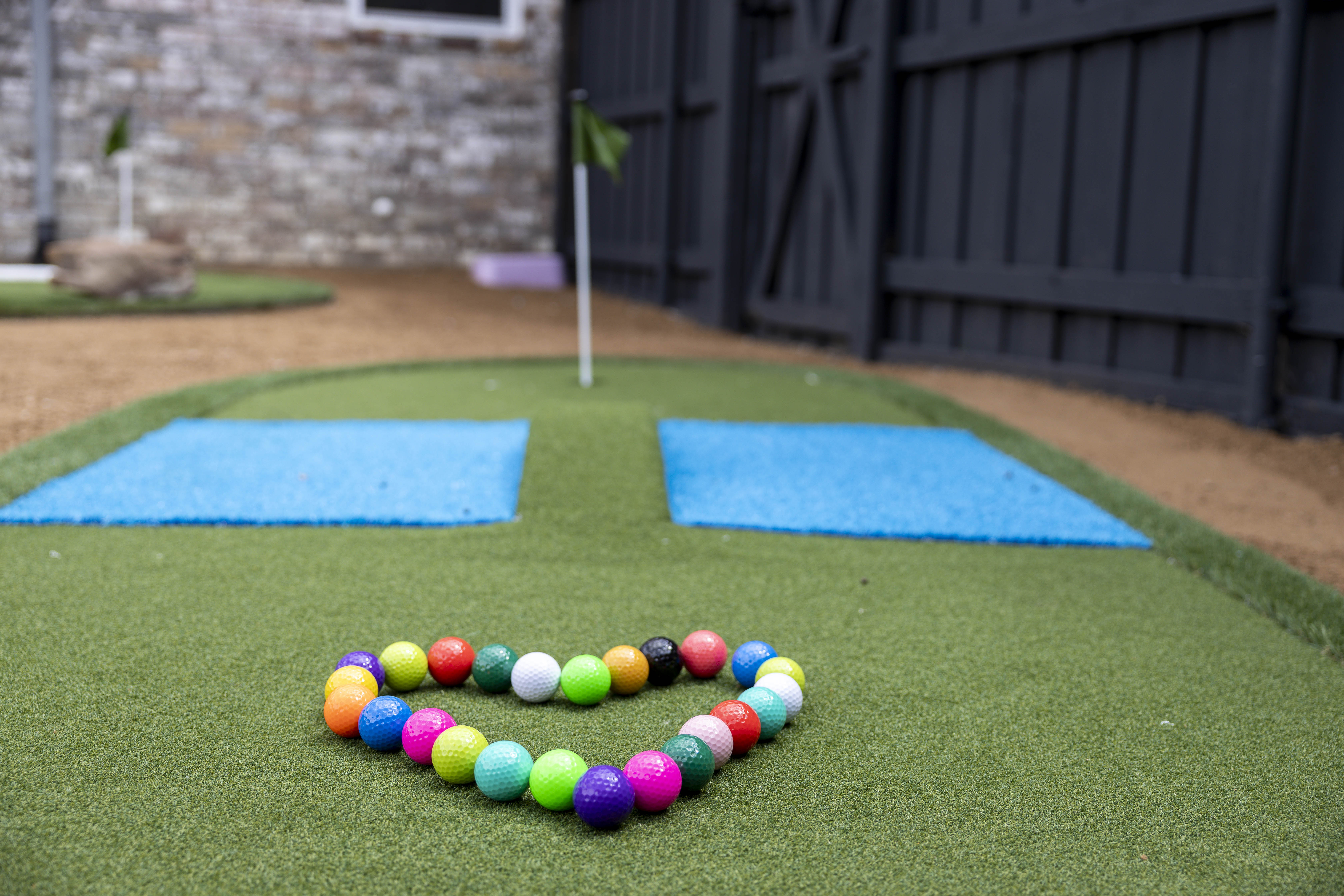 Backyard Minigolf 8