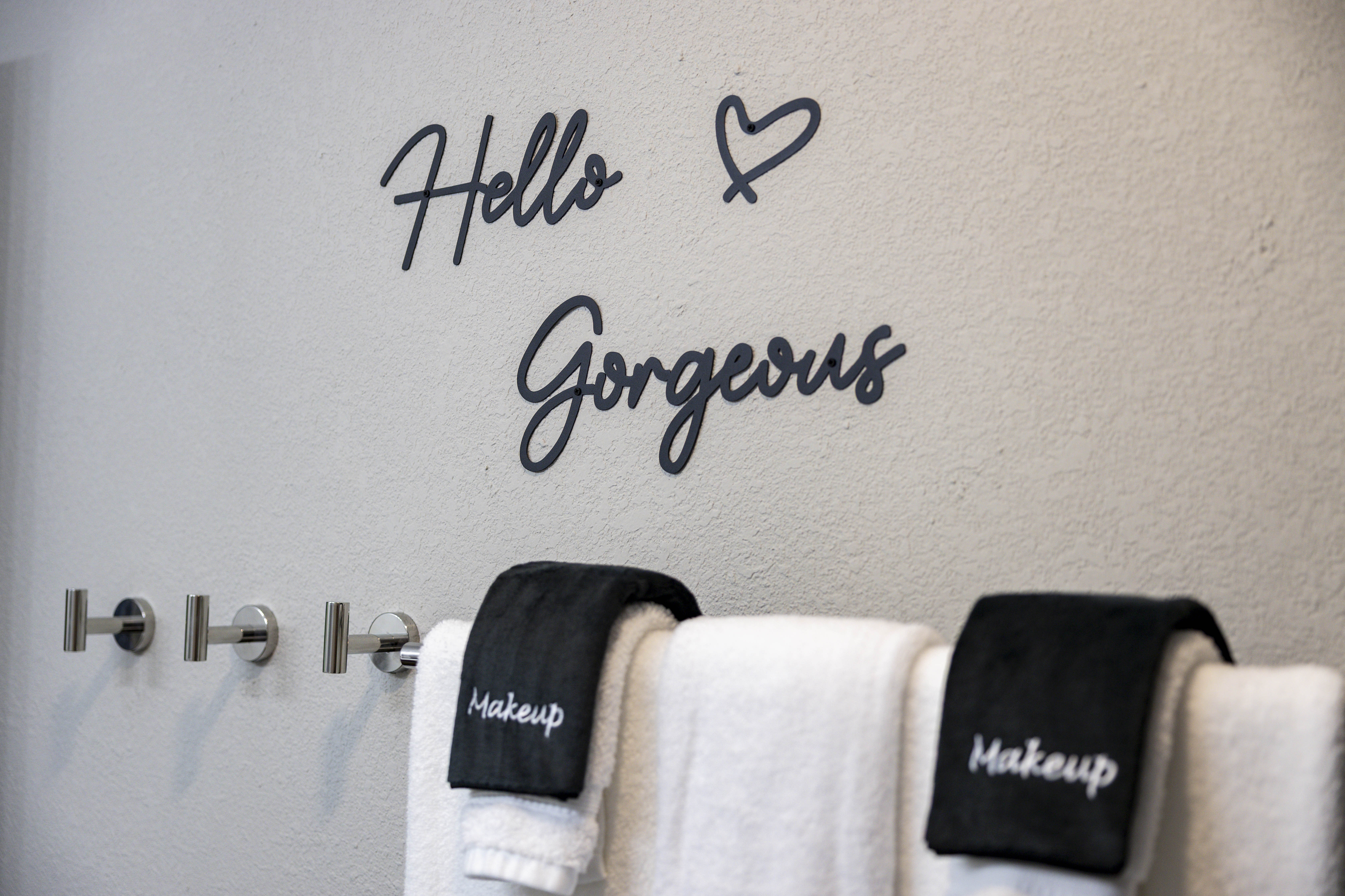 Hall Bathroom 3