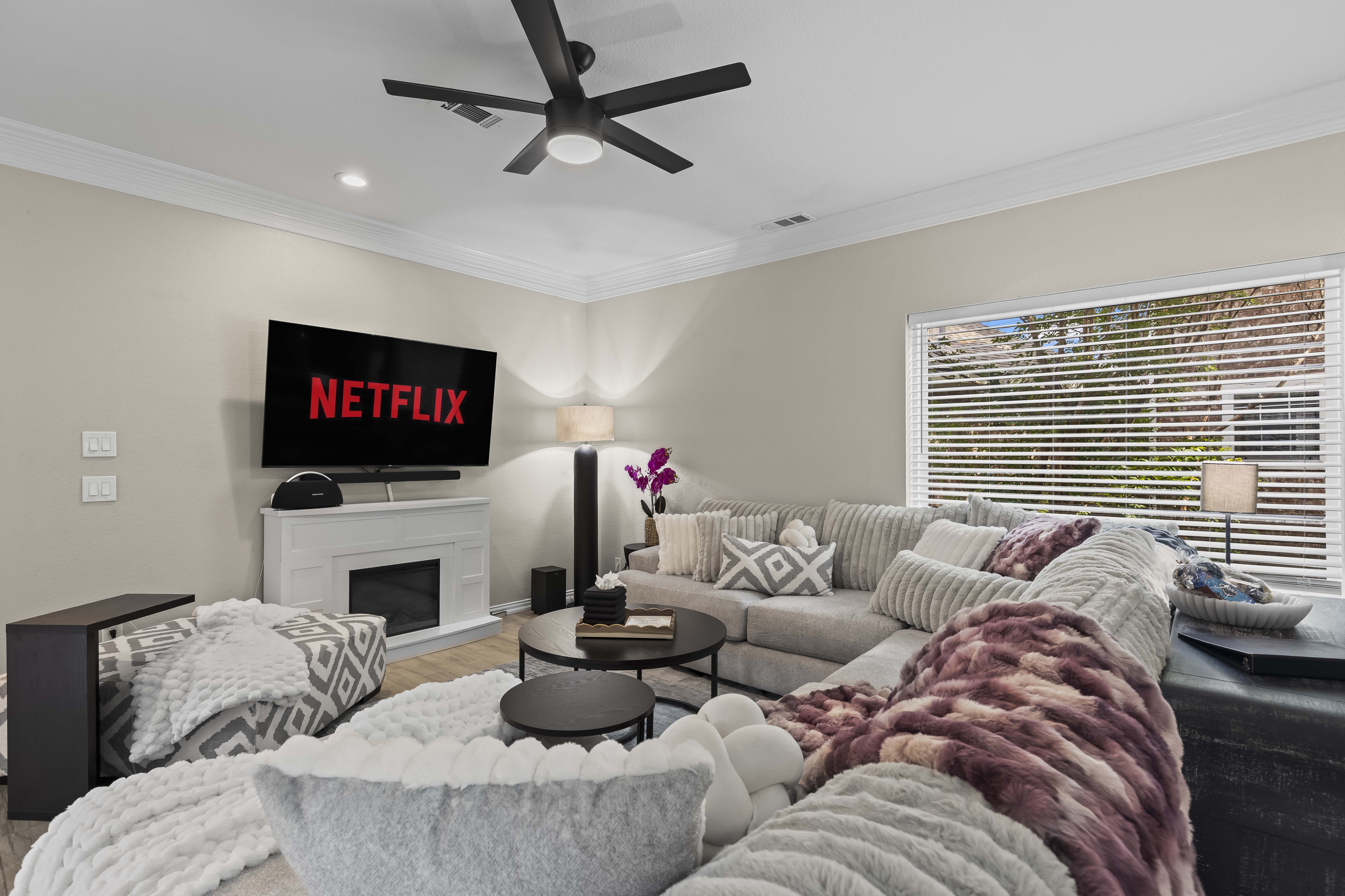 Living Room 5