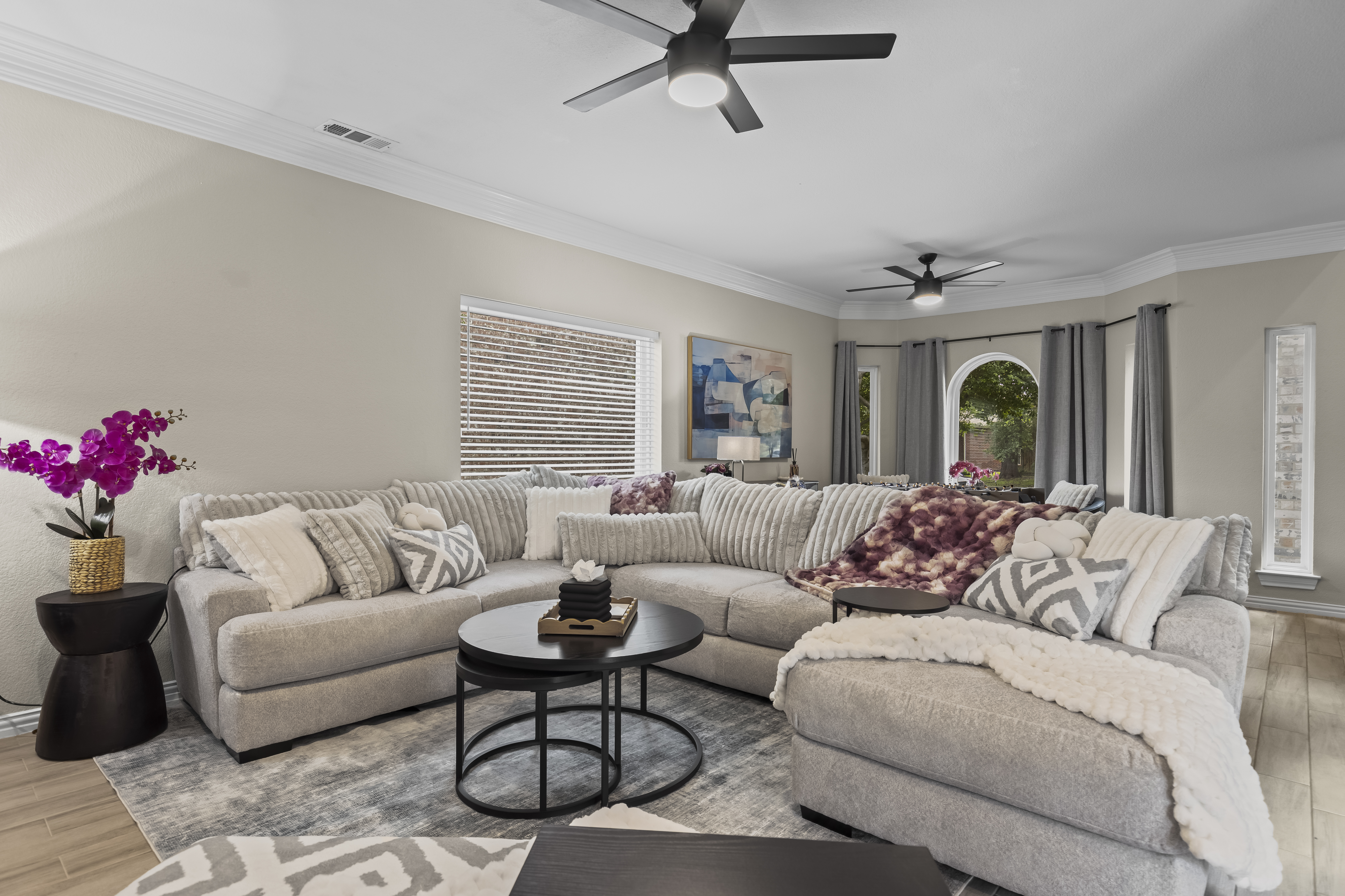 Living Room 7